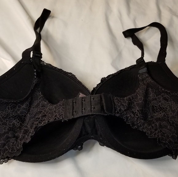 Black Victoria's Secret Bra - Picture 2 of 3